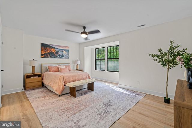 34F SALEM ALY, West Milford, NJ 07480