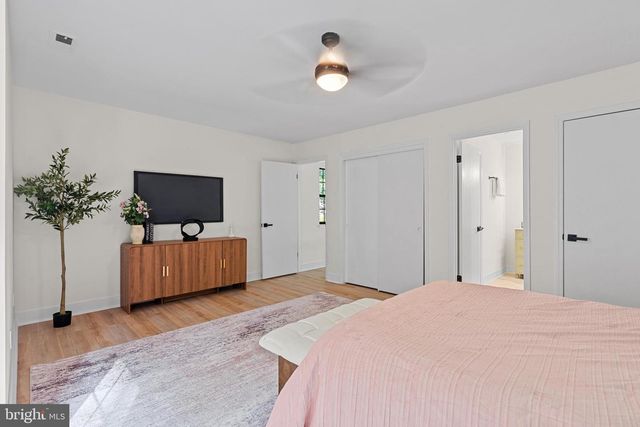 34F SALEM ALY, West Milford, NJ 07480