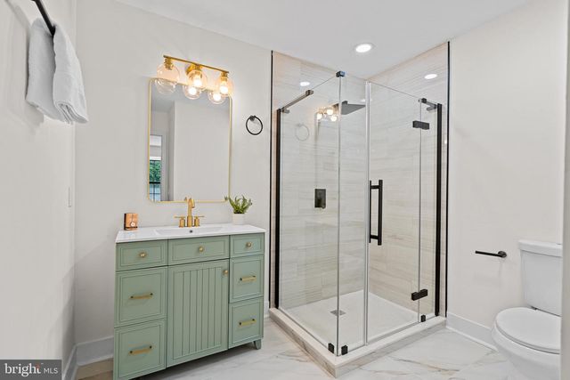 34F SALEM ALY, West Milford, NJ 07480