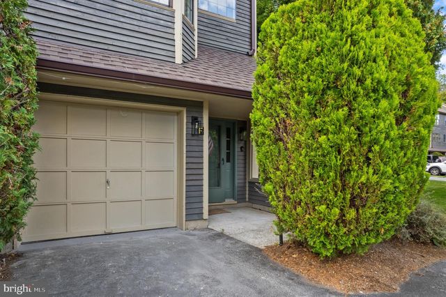 34F SALEM ALY, West Milford, NJ 07480