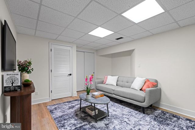 34F SALEM ALY, West Milford, NJ 07480