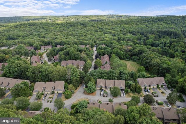 34F SALEM ALY, West Milford, NJ 07480