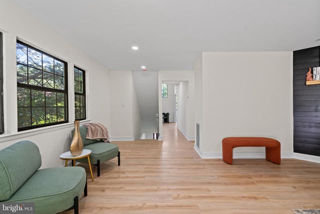 34F SALEM ALY, West Milford, NJ 07480