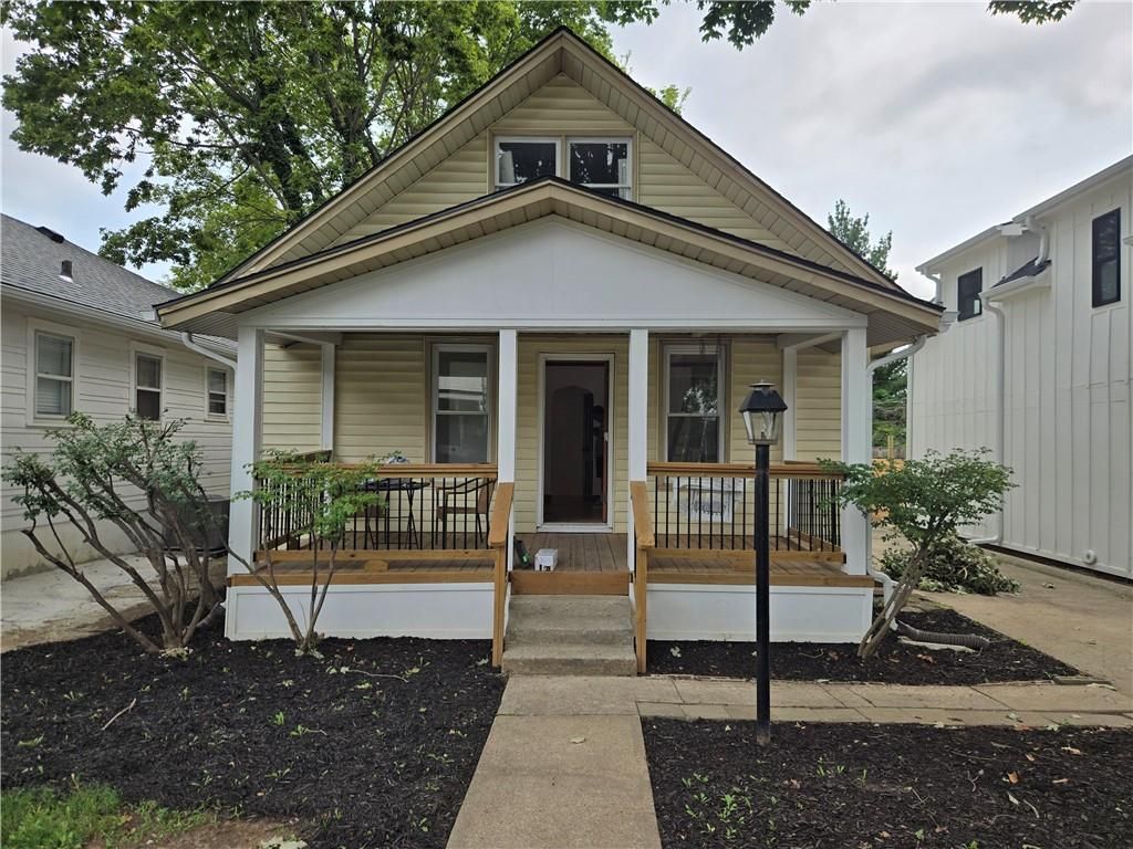 4703 Terrace Street, Kansas City, MO 64112