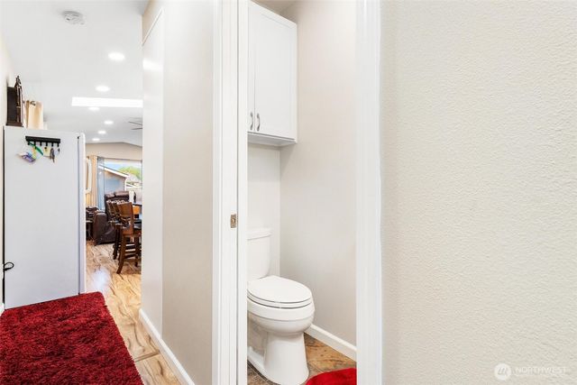 15266 Maple Drive, Renton, WA 98058