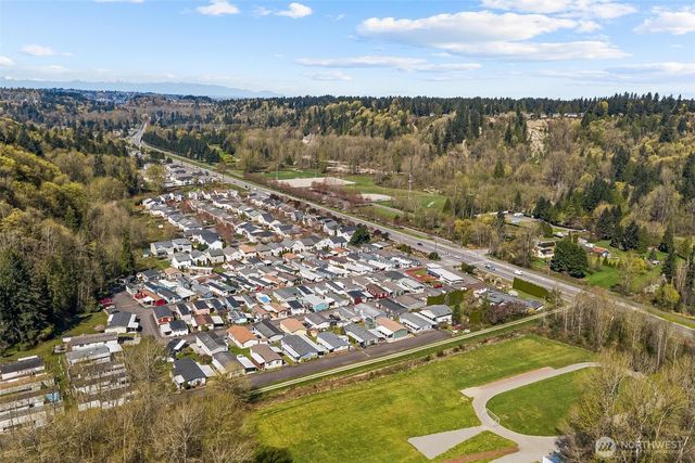 15266 Maple Drive, Renton, WA 98058