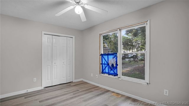21 Dinghy Drive, Sanford, NC 27332