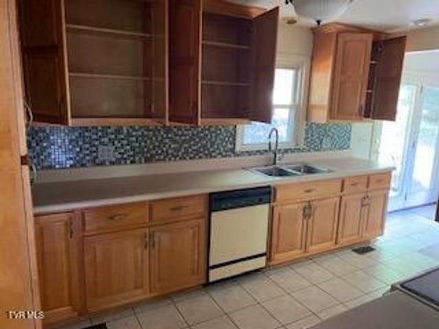 133 Sycamore Drive, Bristol, TN 37620