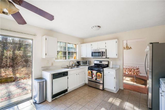 1401 Windmoor, Kennesaw, GA 30144