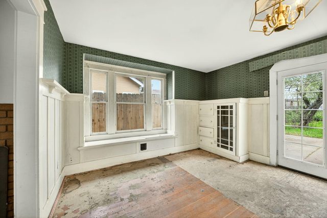 811 NW 5th Street, Grants Pass, OR 97526