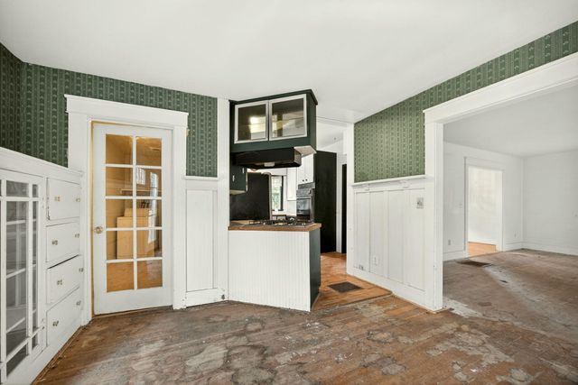 811 NW 5th Street, Grants Pass, OR 97526