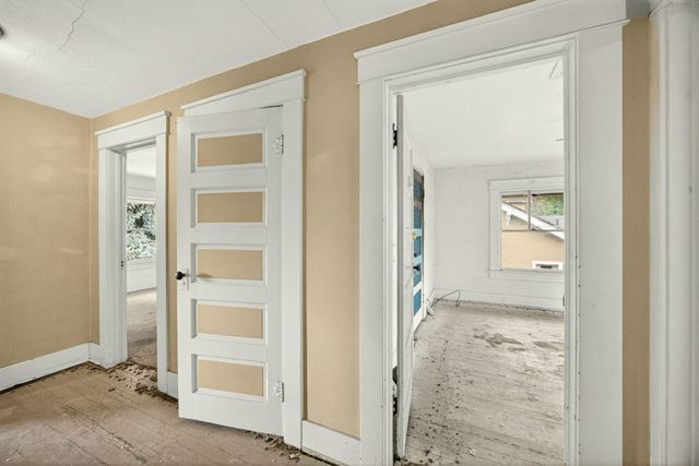 811 NW 5th Street, Grants Pass, OR 97526