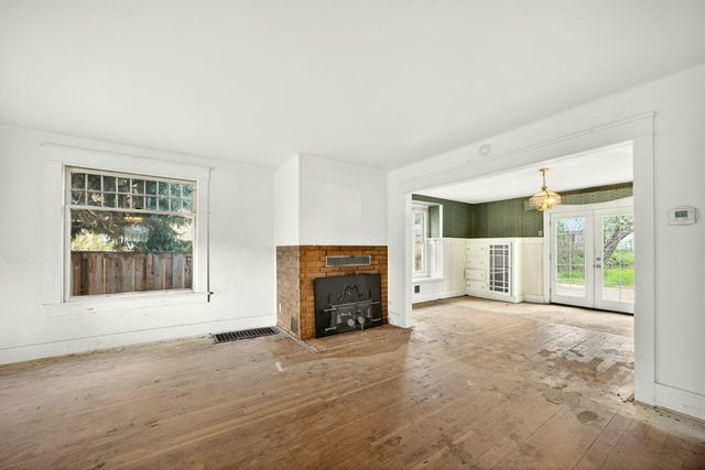 811 NW 5th Street, Grants Pass, OR 97526