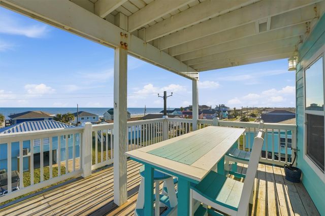 13102 John Reynolds Road, Galveston, TX 77554