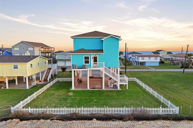 13102 John Reynolds Road, Galveston, TX 77554