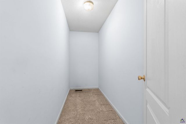 8278 Lower Thomaston Rd, Macon, GA 31022