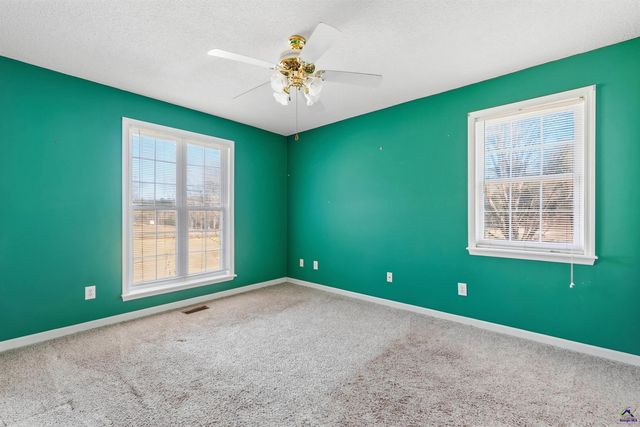 8278 Lower Thomaston Rd, Macon, GA 31022