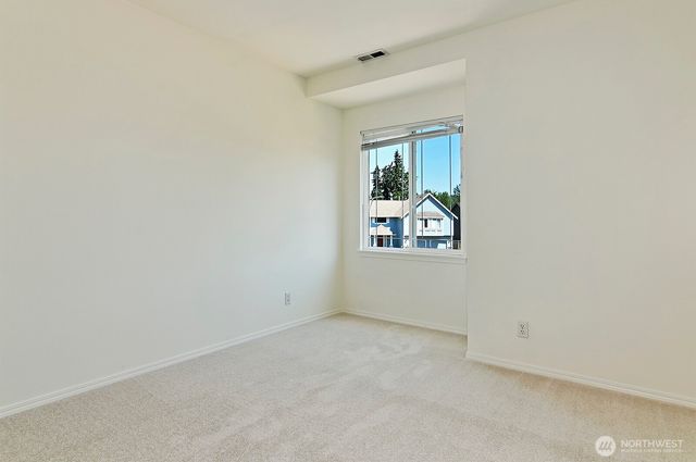 4313 NE 6th Court, Renton, WA 98059