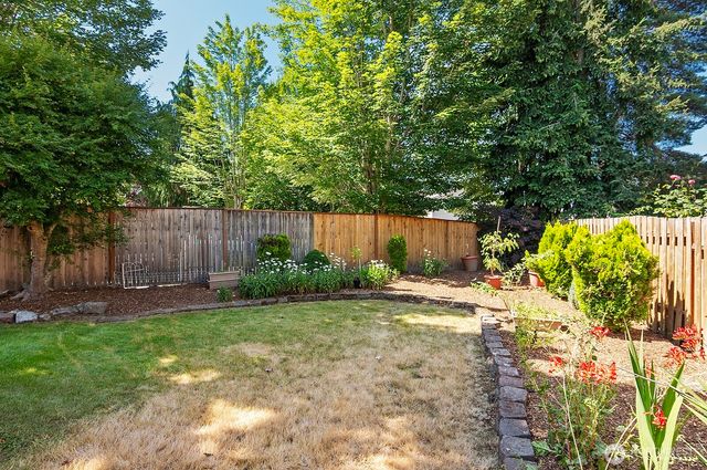 4313 NE 6th Court, Renton, WA 98059