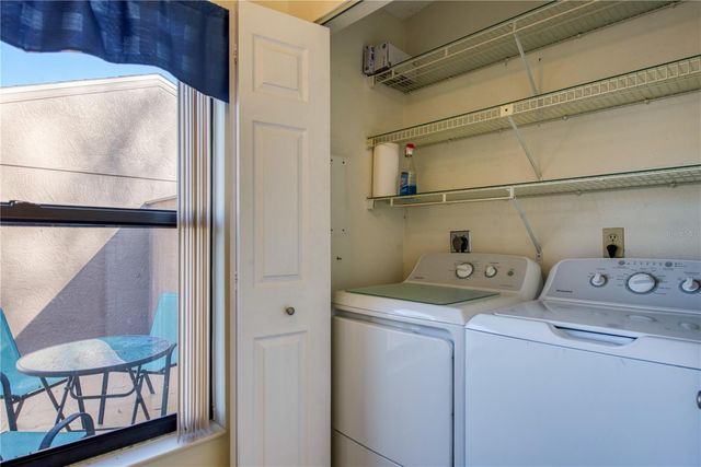 3180 CHARTER CLUB DRIVE B, Tarpon Springs, FL 34688