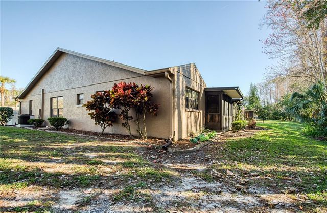 3180 CHARTER CLUB DRIVE B, Tarpon Springs, FL 34688