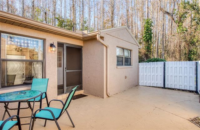 3180 CHARTER CLUB DRIVE B, Tarpon Springs, FL 34688