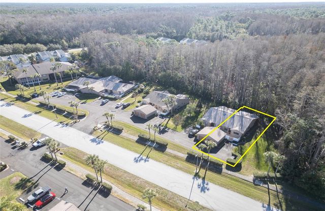 3180 CHARTER CLUB DRIVE B, Tarpon Springs, FL 34688