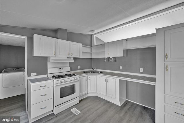 107 WHITE PINE AVE, Hamburg, PA 19526