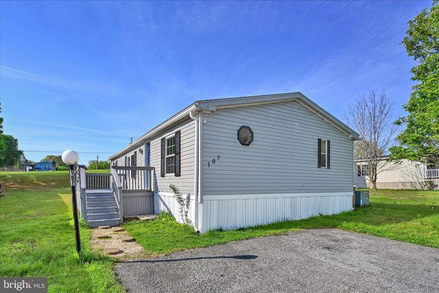 107 WHITE PINE AVE, Hamburg, PA 19526