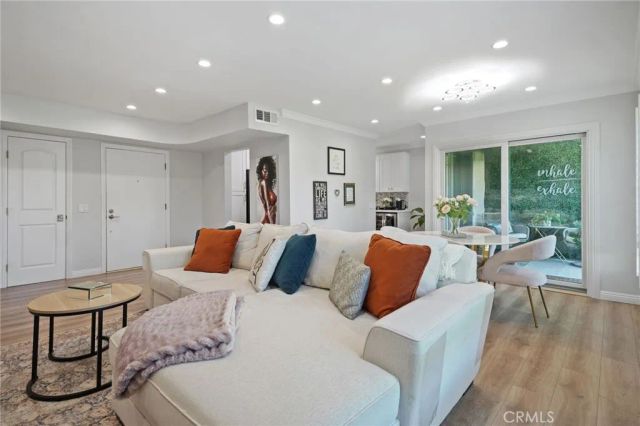 510 N Jackson Street 301, Glendale, CA 91206