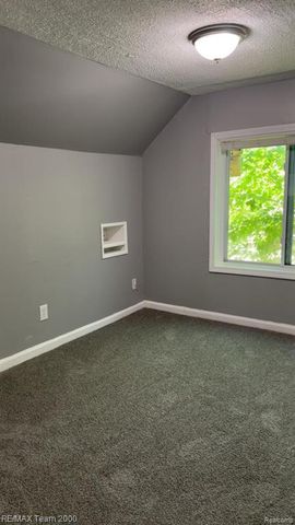 7128 Cherokee Avenue, Taylor, MI 48180