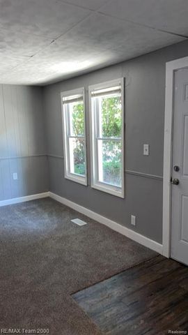 7128 Cherokee Avenue, Taylor, MI 48180