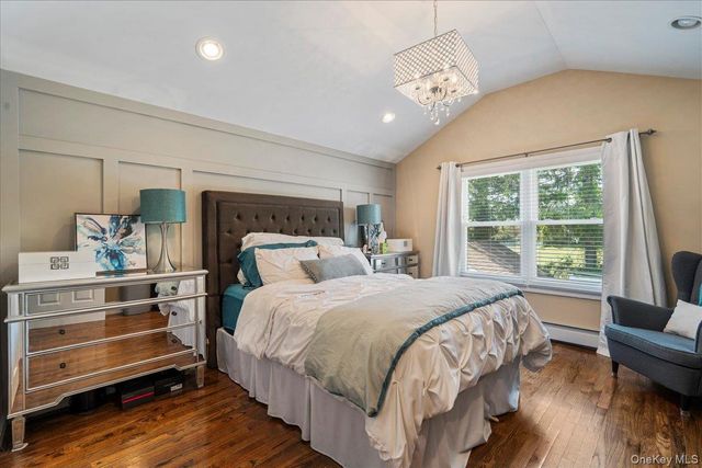 77 Scudder Avenue, Copiague, NY 11726