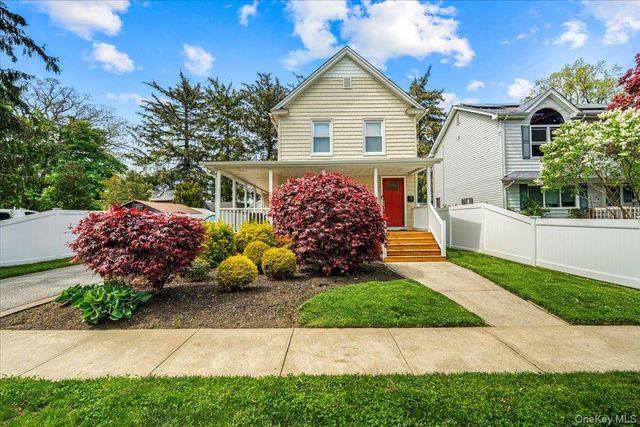 77 Scudder Avenue, Copiague, NY 11726