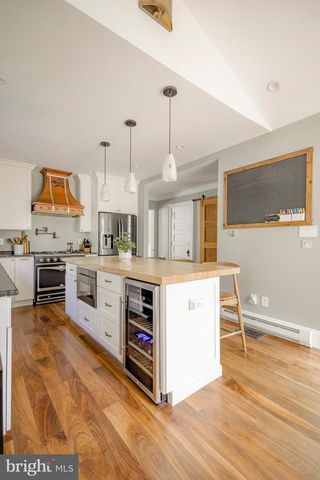 97 E BELLS MILL RD, Philadelphia, PA 19118