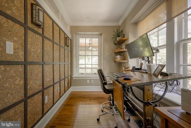 97 E BELLS MILL RD, Philadelphia, PA 19118