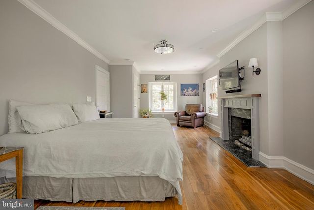 97 E BELLS MILL RD, Philadelphia, PA 19118