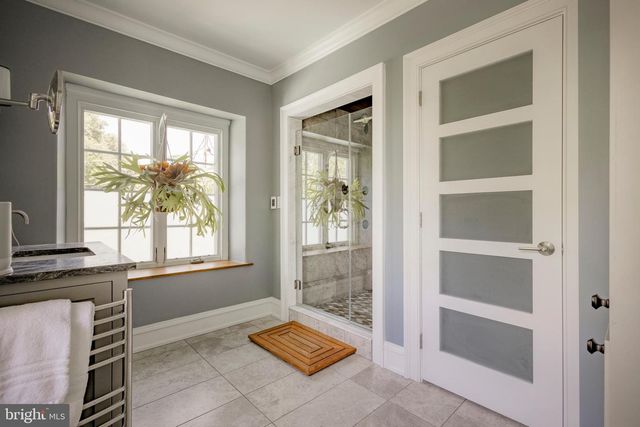 97 E BELLS MILL RD, Philadelphia, PA 19118