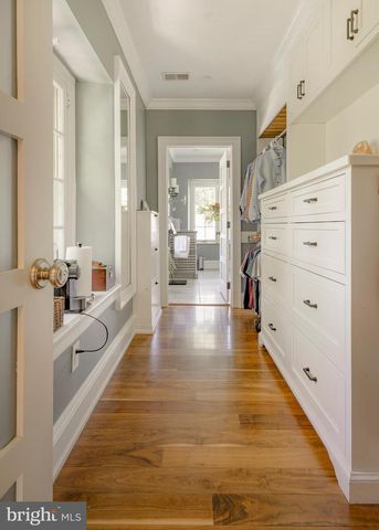 97 E BELLS MILL RD, Philadelphia, PA 19118
