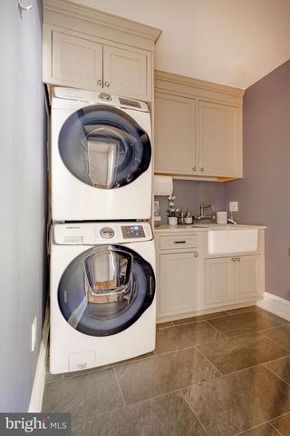 97 E BELLS MILL RD, Philadelphia, PA 19118