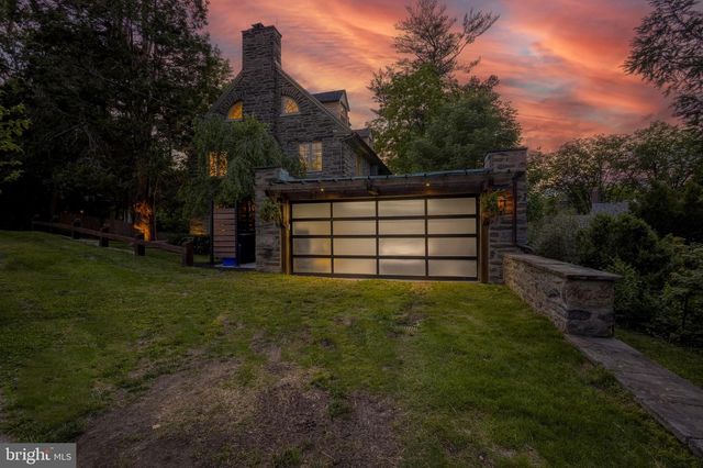 97 E BELLS MILL RD, Philadelphia, PA 19118