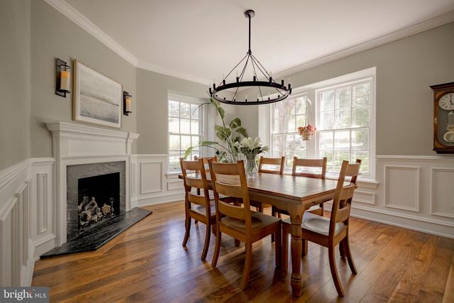 97 E BELLS MILL RD, Philadelphia, PA 19118