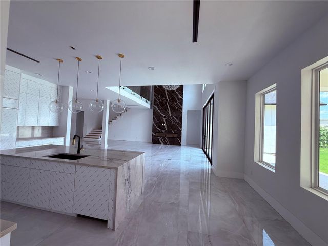 2217 Waterford Village Boulevard, Missouri City, TX 77459