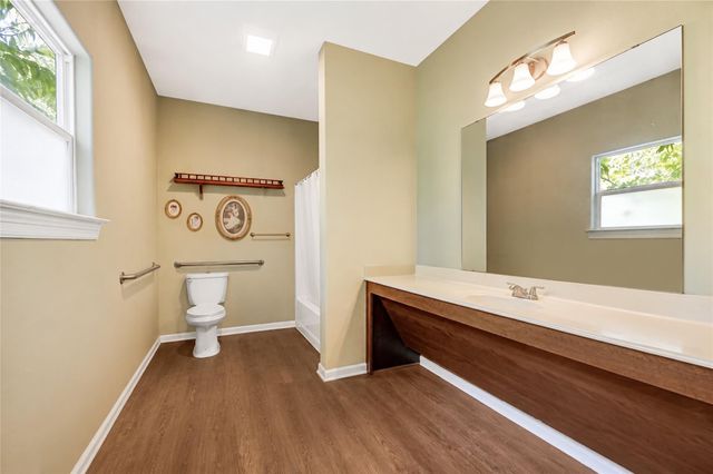 2329 Avenue D, San Leon, TX 77539