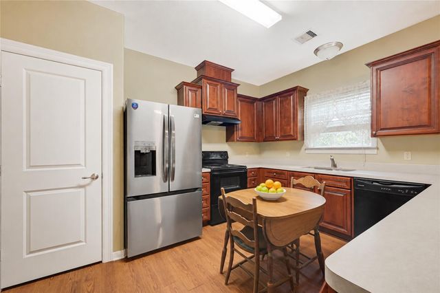 2329 Avenue D, San Leon, TX 77539