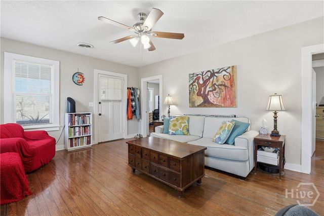 19 Smith Avenue, Savannah, GA 31408