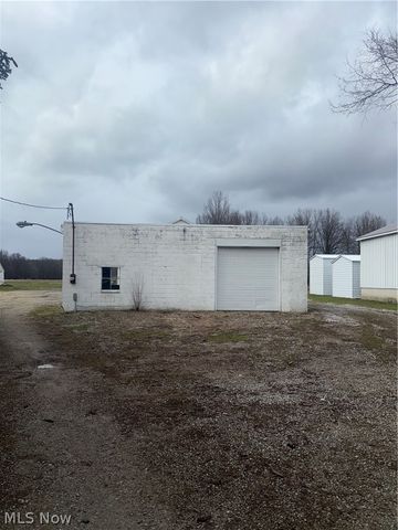 3269 Greenwich Road, Wadsworth, OH 44281