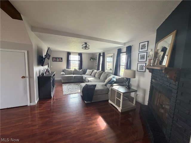 3269 Greenwich Road, Wadsworth, OH 44281