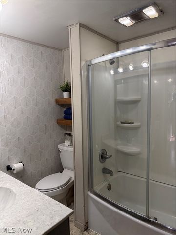 3269 Greenwich Road, Wadsworth, OH 44281