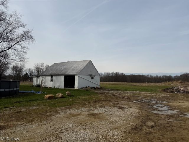 3269 Greenwich Road, Wadsworth, OH 44281